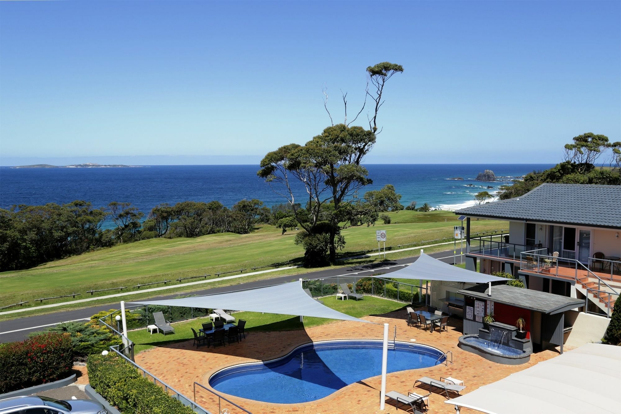 Motel Amooran Oceanside And 4*